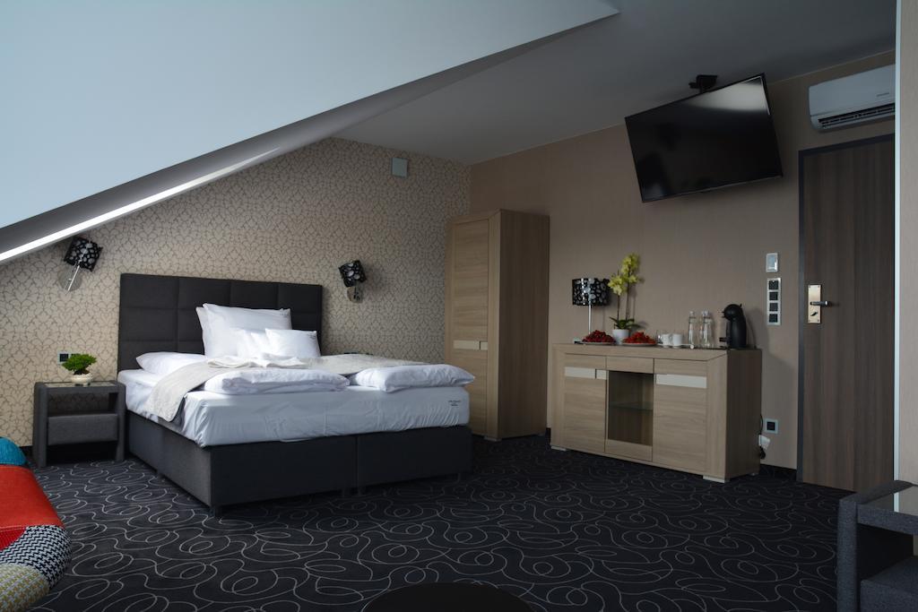 Alex Palace Dziwnów 외부 사진